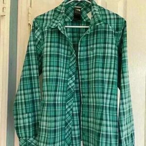 The NorthFace Green Plaid Blouse size Medium